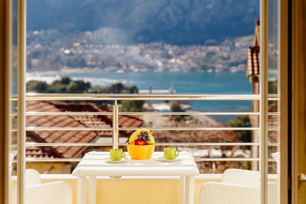 Apartments Blue Sea Kotor Luaran gambar